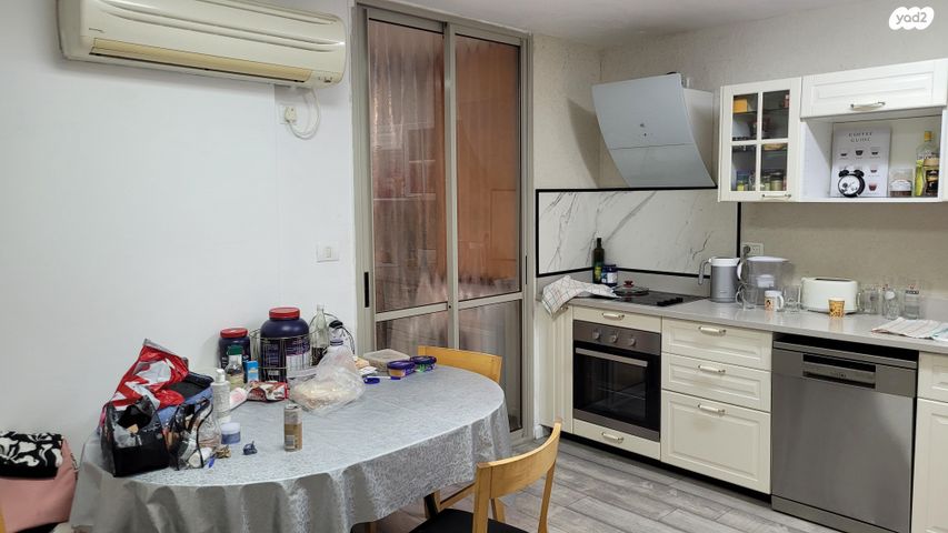 דירה, ההגנה 99, קרית ויצמן, רעננה