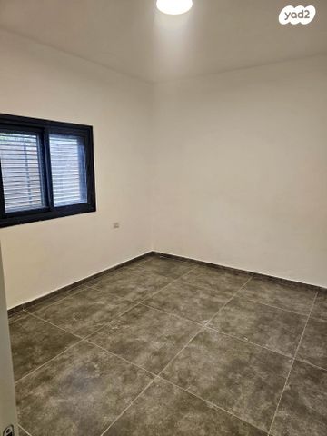 בית פרטי/ קוטג', יוסף ויתקין 3, נאות גנים, נתניה