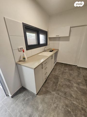 בית פרטי/ קוטג', יוסף ויתקין 3, נאות גנים, נתניה