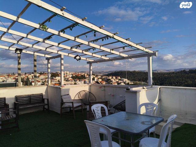 גג/ פנטהאוז, טורי זהב 42, גני מודיעין, גני מודיעין