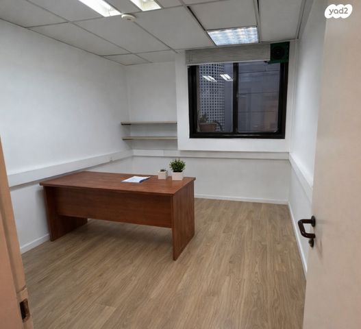 משרדים, יגאל אלון 157, נחלת יצחק, תל אביב יפו