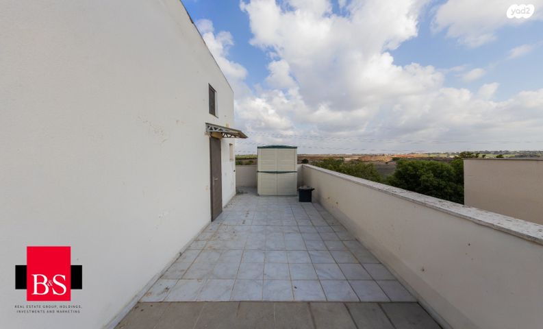 דירה, התור 5, קרית רבין, נתניה