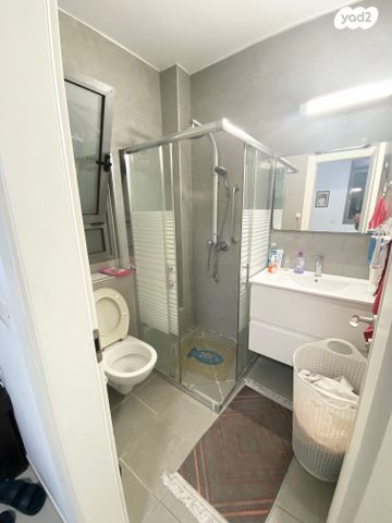 דירה, שקמים ואגמים, אשקלון