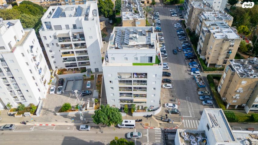 דירה, מעפילי אגוז 36, נווה חן, תל אביב יפו