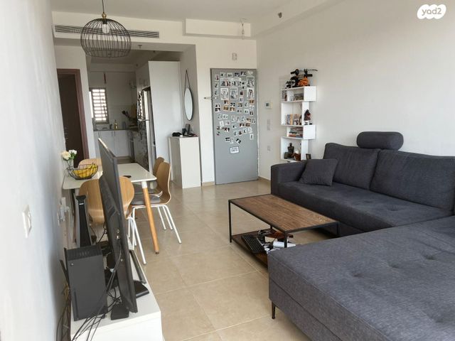 דירה, מרדכי אנילביץ', קרית ויצמן, רעננה