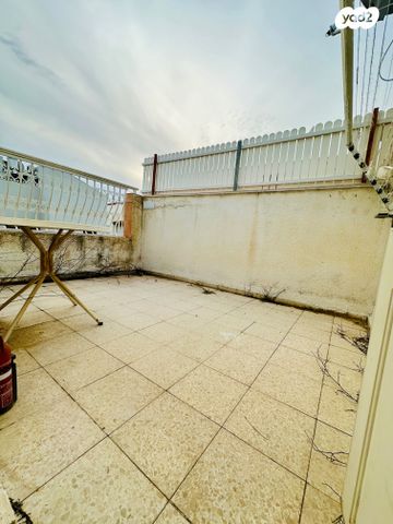 בית פרטי/ קוטג', חיים לסקוב, קרית הפרחים - 2005, רעננה