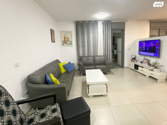 שקמים ואגמים