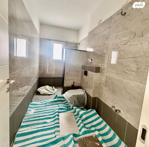 גג/ פנטהאוז, כצנלסון, ראשון לציון