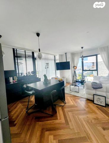 דירה, אריק איינשטיין 3, דרום חדש, פארק הים, בת ים