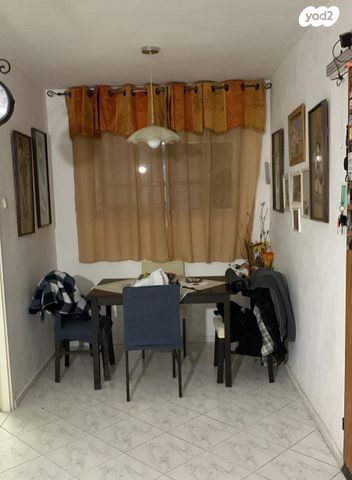 דירה, ז'בוטינסקי, מעלות תרשיחא