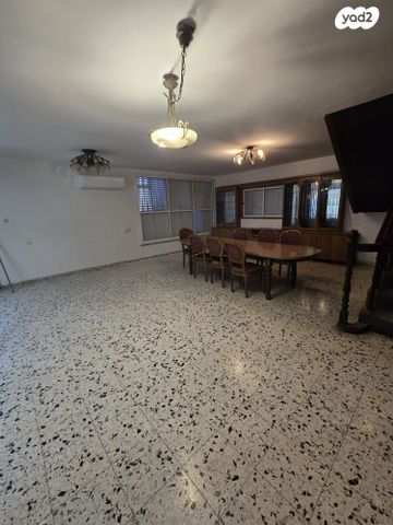 גג/ פנטהאוז, הפלמ"ח 26, בת ים