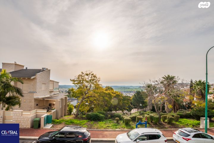 בית פרטי/ קוטג', ורד העמקים, יקנעם עילית