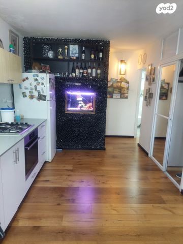 דירה, הורד, הורד, מגדל העמק