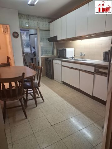 דירה, מרום נווה, רמת יצחק, רמת גן