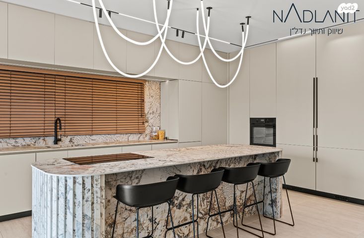 גג/ פנטהאוז, שמעון פרס, מורשת, מודיעין מכבים רעות