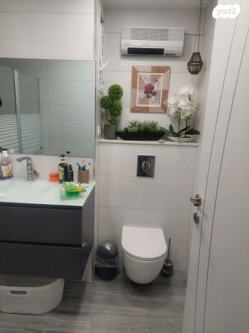 דירה, הורד, הורד, מגדל העמק