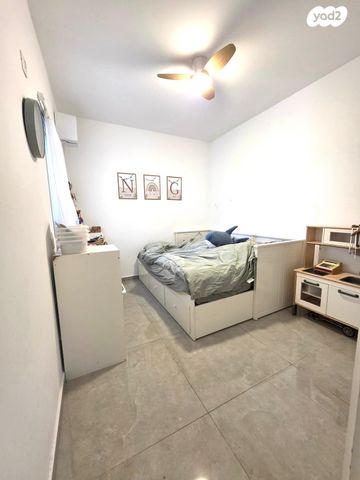 דירת גן, ריש לקיש, בית שמש