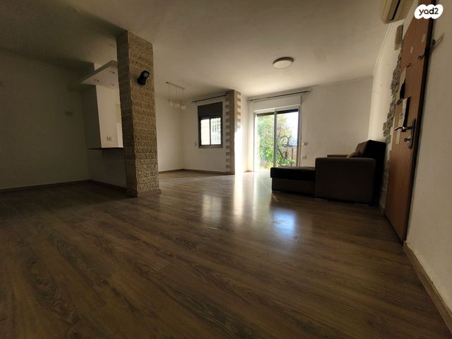 דירת גן, מורד הגיא, כרמיאל