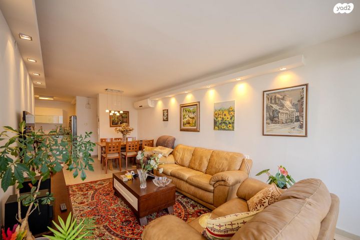 דירה, מעפילי אגוז 36, נווה חן, תל אביב יפו