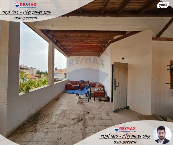 דו משפחתי, נוף הגלעד, בית שאן