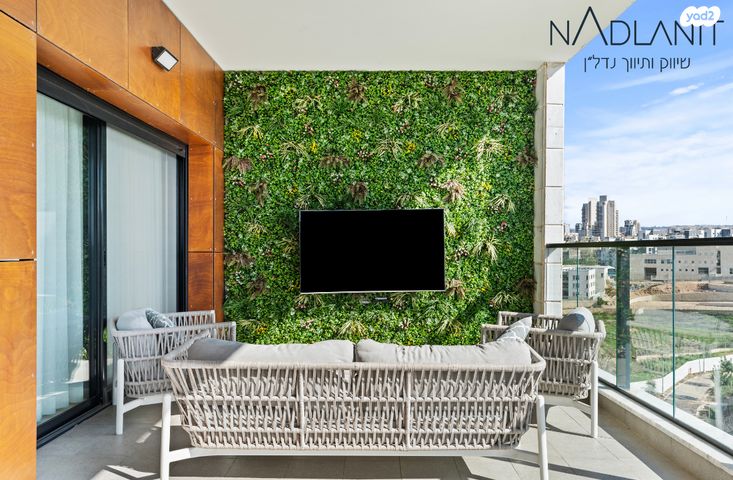 גג/ פנטהאוז, שמעון פרס, מורשת, מודיעין מכבים רעות