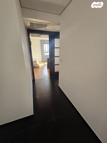 דירה, הנביאים, דרום מערב ותיק, בת ים