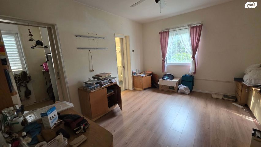 דו משפחתי, חוחית, נווה רום, רמת השרון