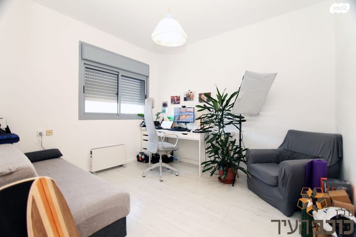 דירה, אלונים, קרית השרון, נתניה