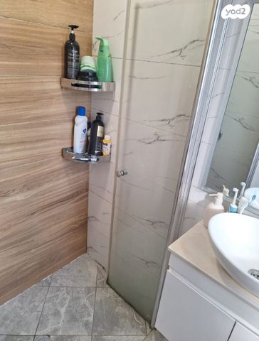 דירה, קרית השרון, נתניה