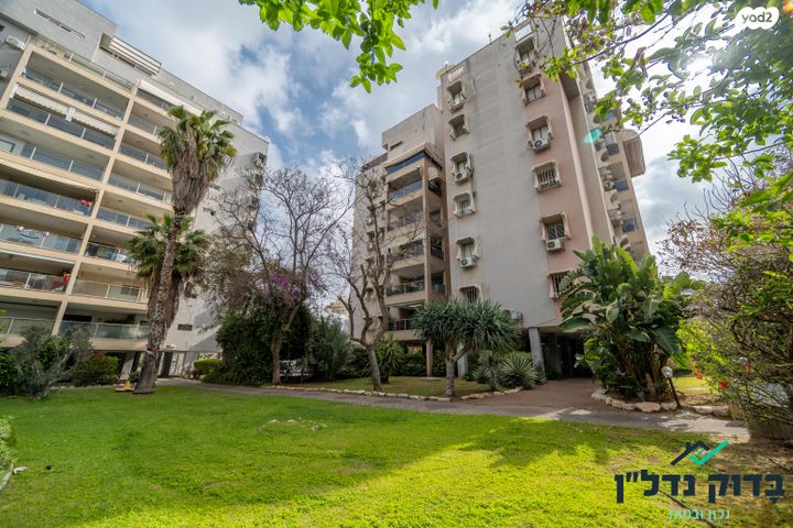 דירה, יהושע רבינוביץ 25, בן גוריון, חולון