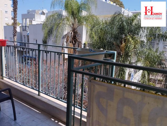 דירה, סמטת היסמין, נווה יהושע, ערמונים, רמת גן