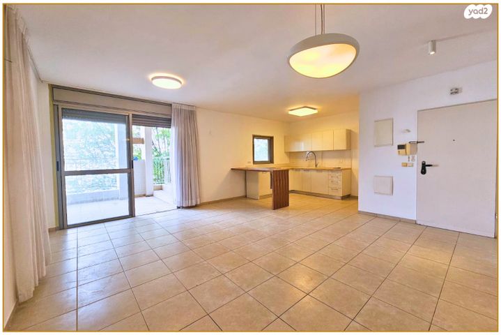 דירה, ראשונים, כפר סבא