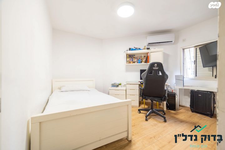 דירה, יהושע רבינוביץ 25, בן גוריון, חולון