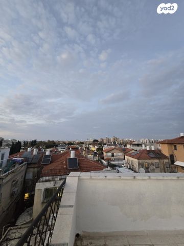 גג/ פנטהאוז, הפלמ"ח 26, בת ים