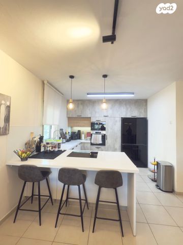 דירת גן, יהלום, אבני חן, מודיעין מכבים רעות