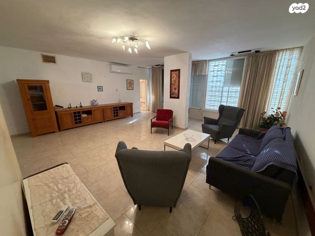 דירה, שדרות גושן 92, מוצקין הותיקה, קרית מוצקין