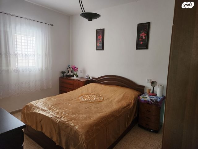 דירה, רמב"ם, עין גנים, פתח תקווה