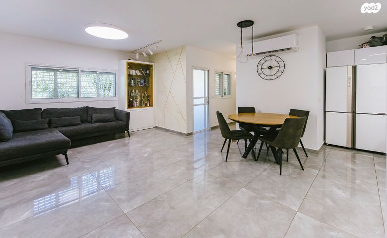 דירה, הדר גנים, פתח תקווה