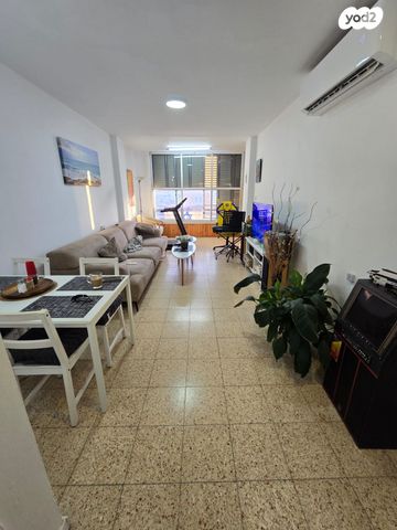 דירה, דניאל 60, לב העיר, בת ים