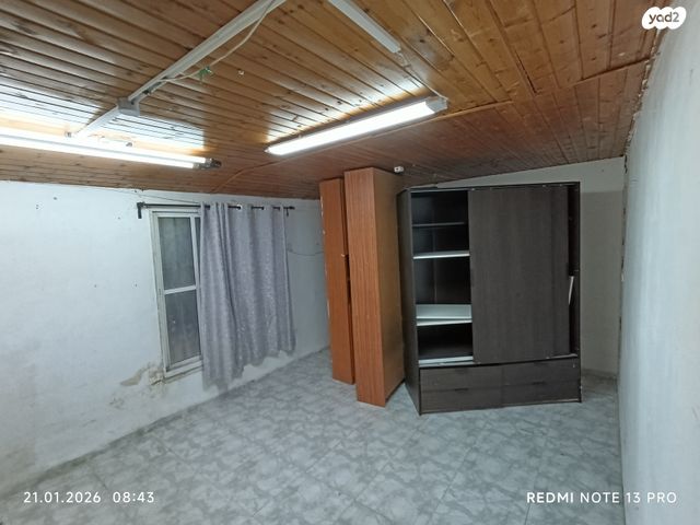 דו משפחתי, שאול המלך 12, יצחק רבין, מעלות תרשיחא