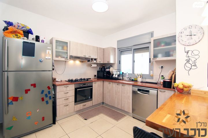 דירה, אלונים, קרית השרון, נתניה