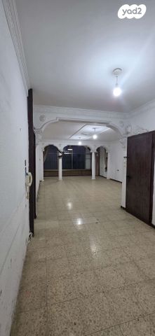 דירה, ז'בוטינסקי 6, עצמאות יוספטל, בת ים