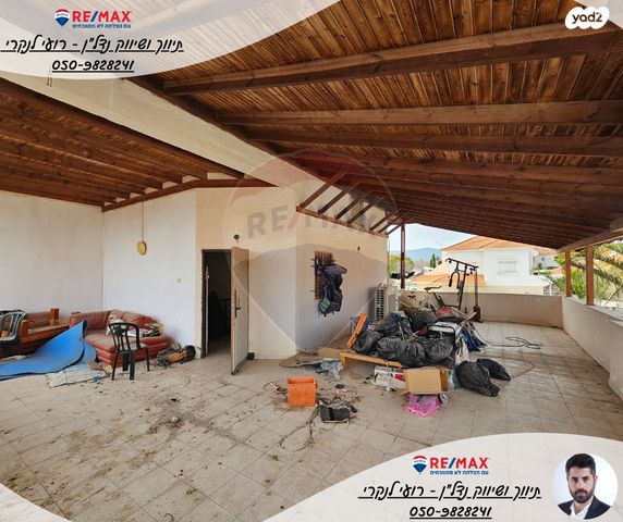 דו משפחתי, נוף הגלעד, בית שאן