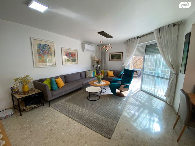 בית פרטי/ קוטג', מאיר ג'יניאו 3, ירושלים