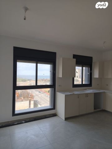 דירה, יהורם גאון 7, דרום חדש, פארק הים, בת ים