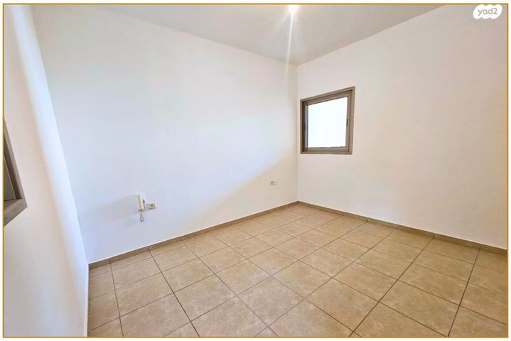 דירה, ראשונים, כפר סבא