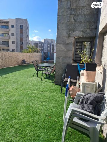 דירת גן, ברקת 18, אבני חן, חריש