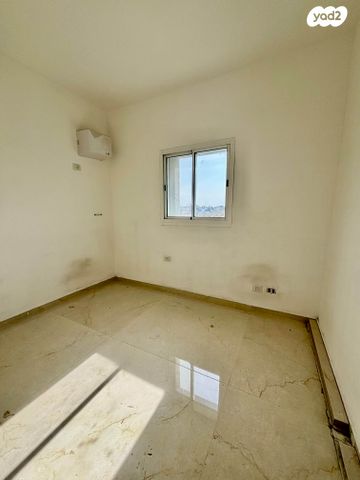 גג/ פנטהאוז, כצנלסון, ראשון לציון