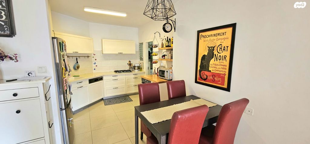 דירה, מגדיאל, הוד השרון