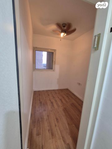 דירה, צמרות 12, צמרות, הרצליה